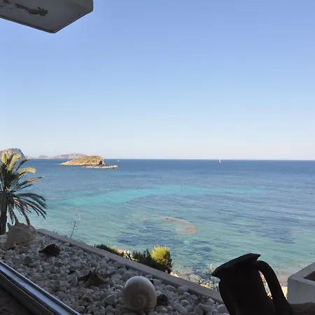 Cel Blau Daire